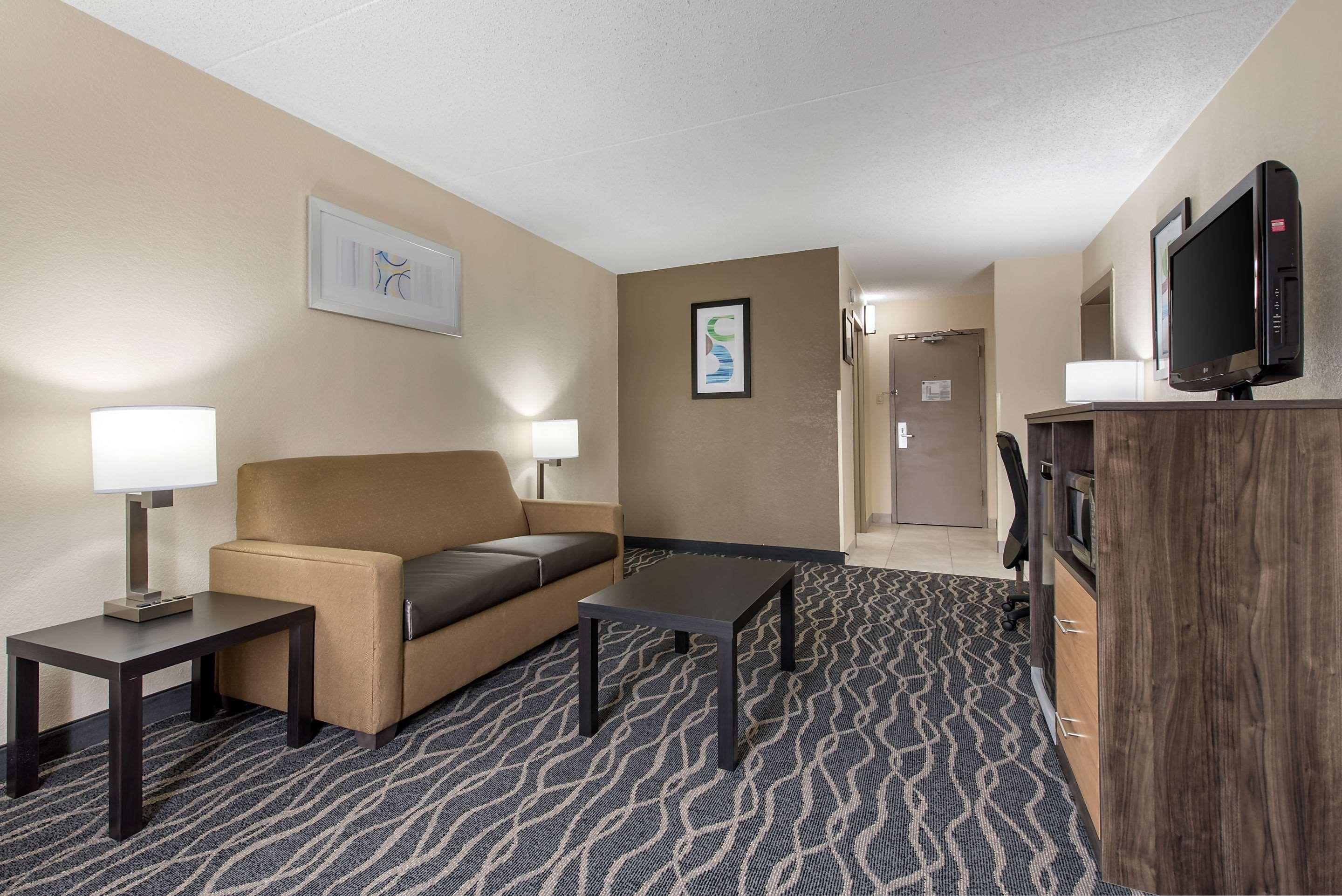 Quality Inn & Suites Lafayette I-65 Zewnętrze zdjęcie