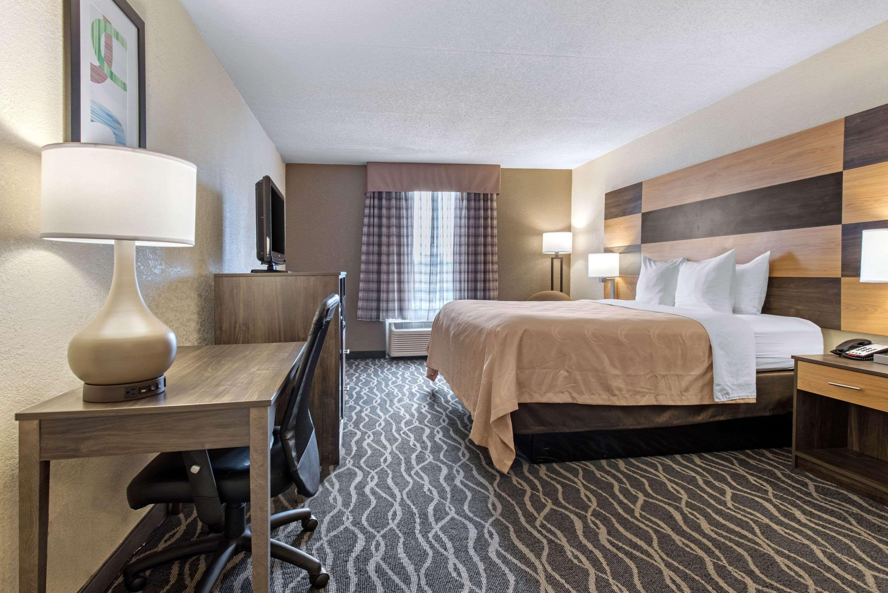 Quality Inn & Suites Lafayette I-65 Zewnętrze zdjęcie