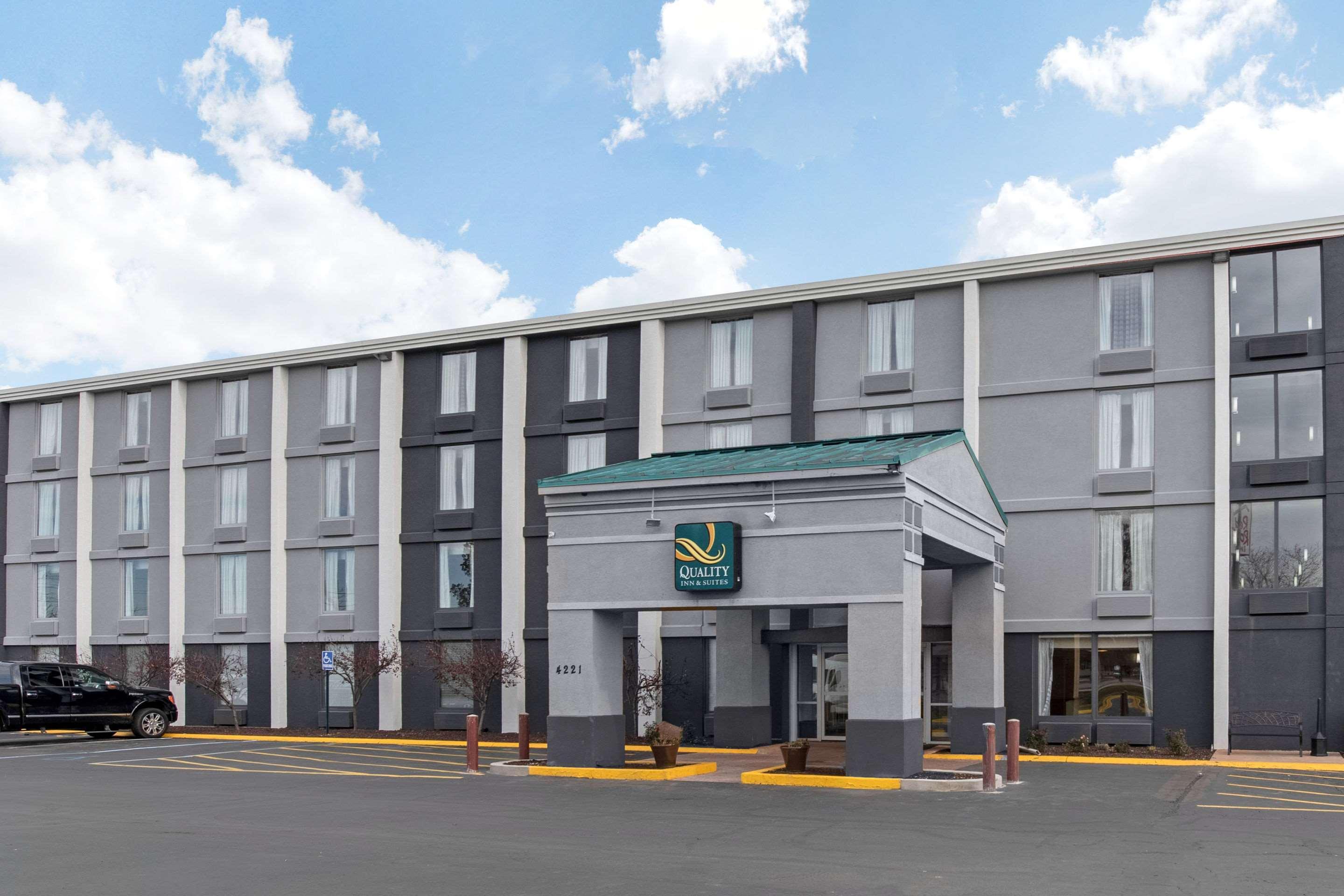 Quality Inn & Suites Lafayette I-65 Zewnętrze zdjęcie