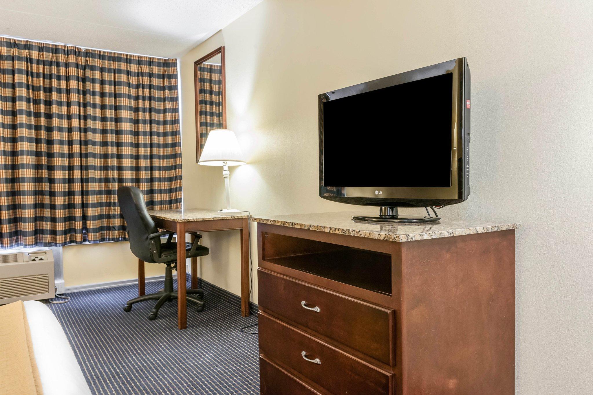 Quality Inn & Suites Lafayette I-65 Zewnętrze zdjęcie