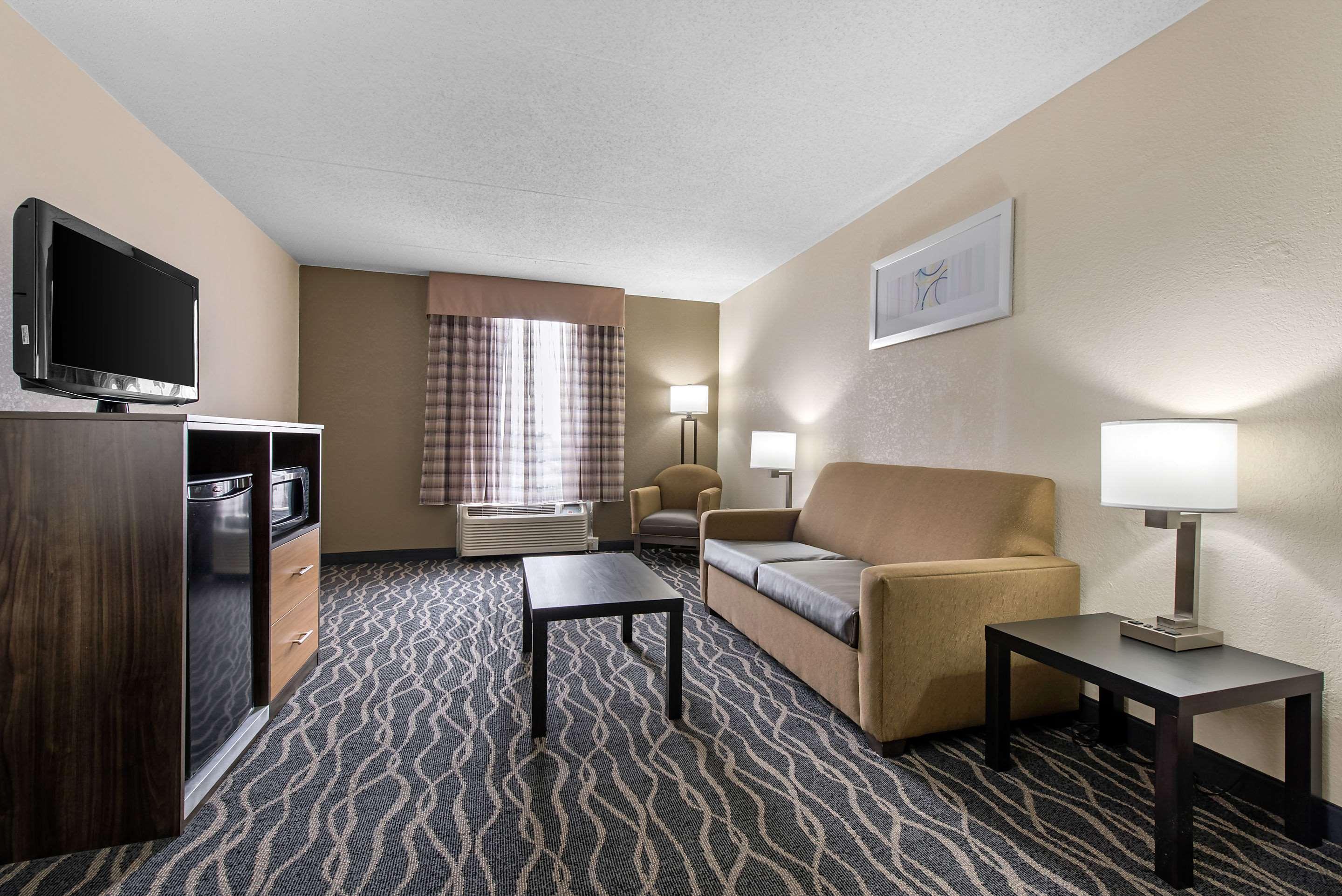 Quality Inn & Suites Lafayette I-65 Zewnętrze zdjęcie