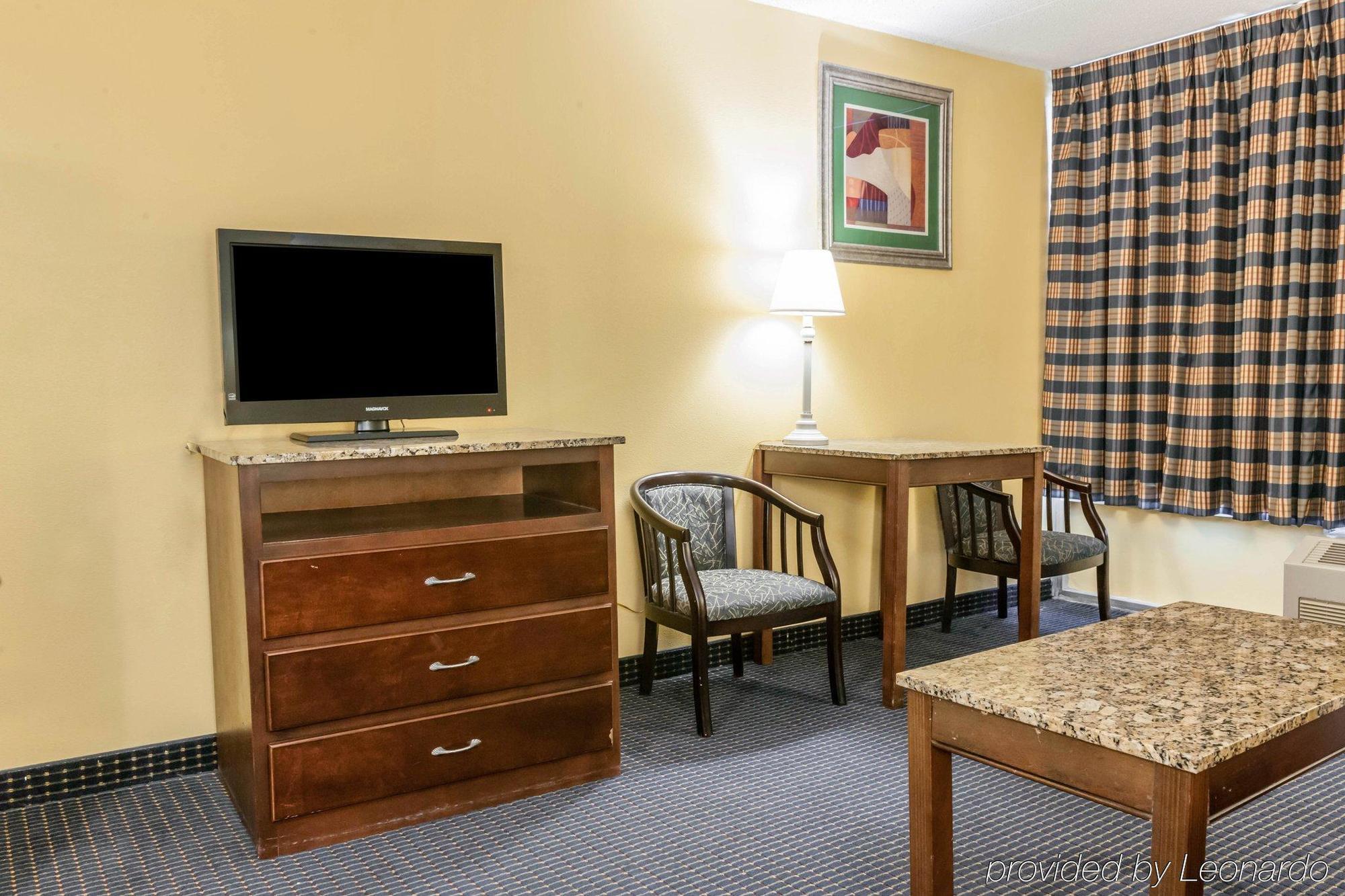Quality Inn & Suites Lafayette I-65 Zewnętrze zdjęcie