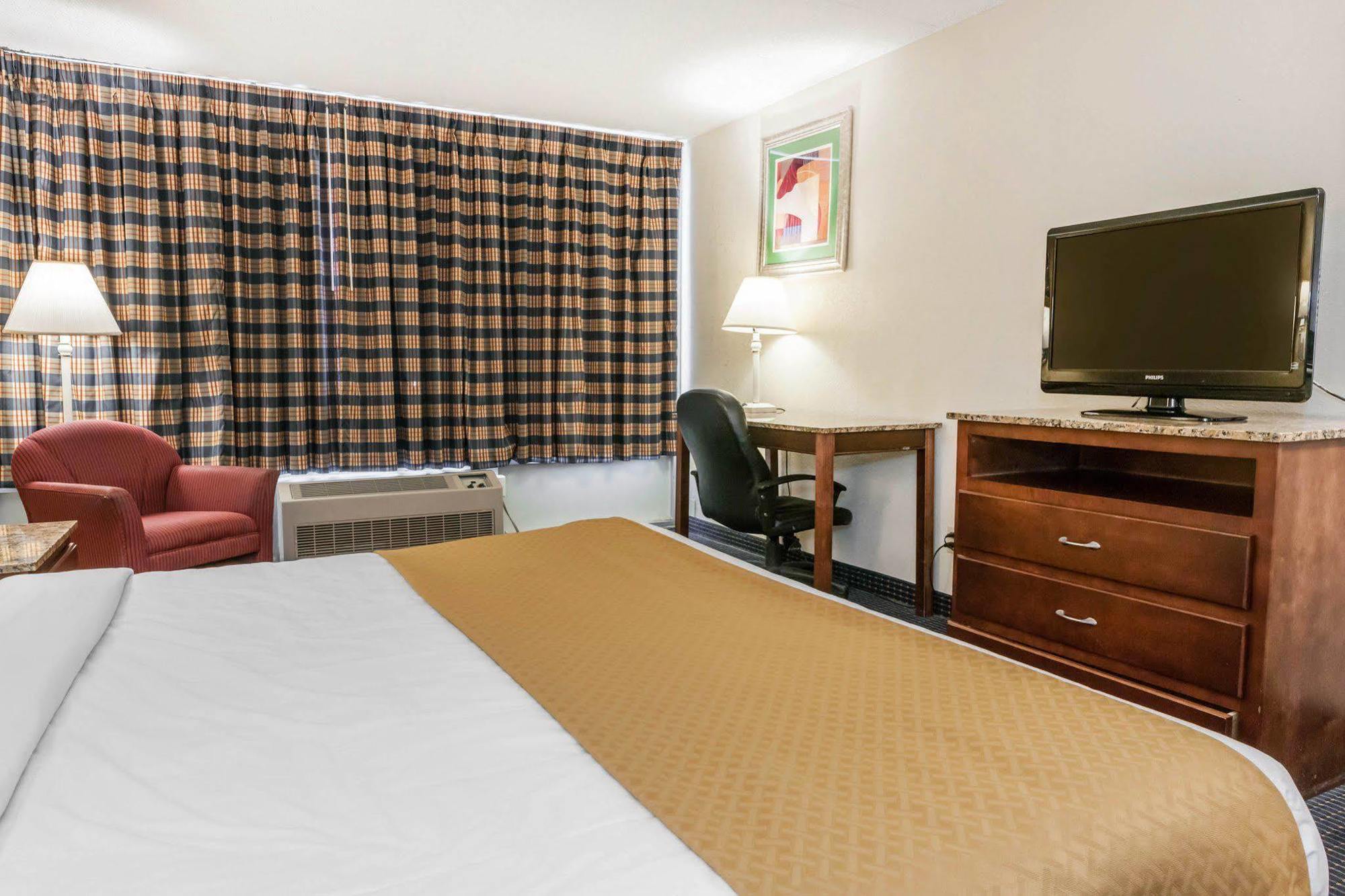 Quality Inn & Suites Lafayette I-65 Zewnętrze zdjęcie