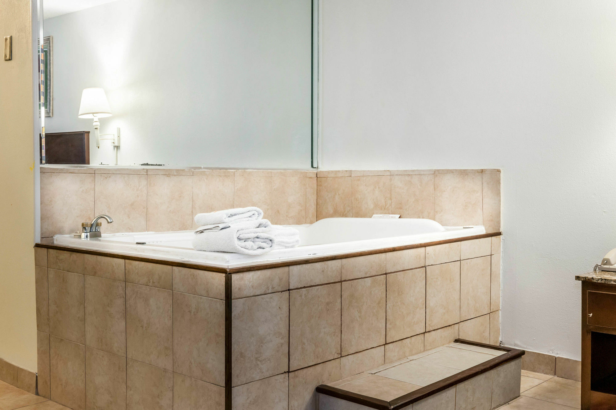 Quality Inn & Suites Lafayette I-65 Zewnętrze zdjęcie